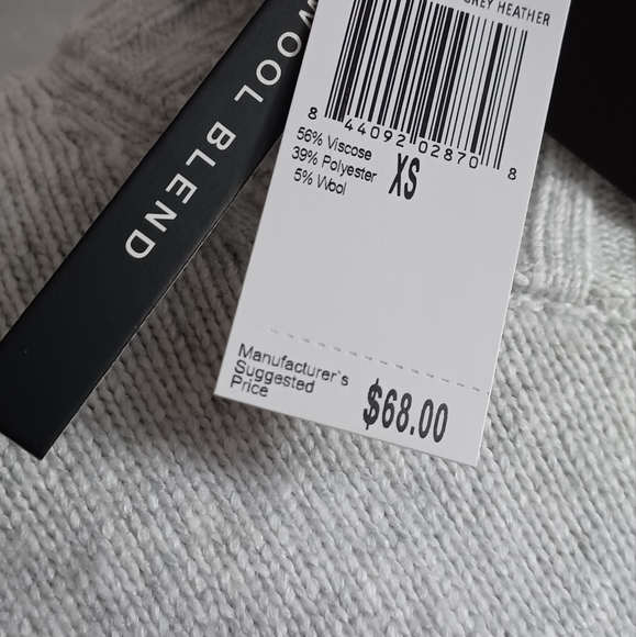 TRUTH by Republic NEW with tags Heather gray incredibly soft turtleneck sweater - Picture 9 of 10